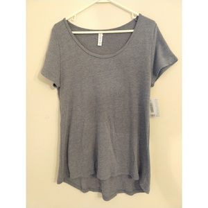 NWT LuLaRoe Classic T